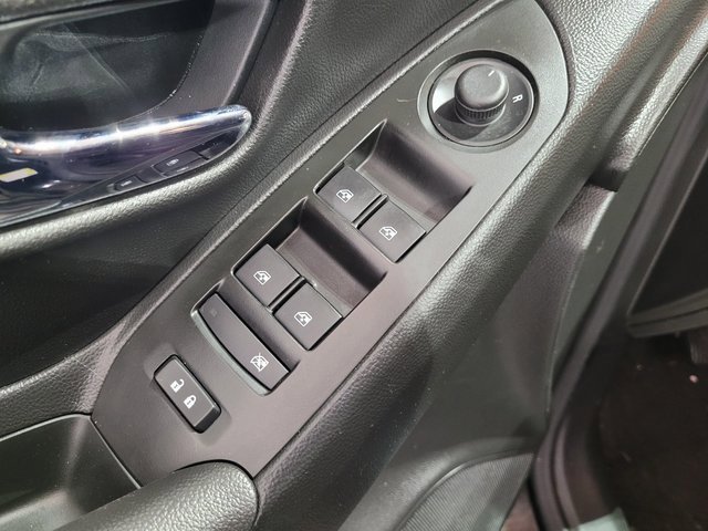 Used 2020 Chevrolet Trax LS w/ Tint and Cruise Package image 33