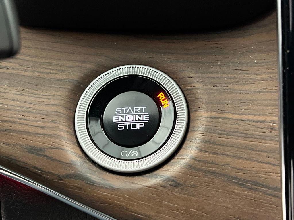 Used 2025 Jeep Grand Cherokee Summit image 47