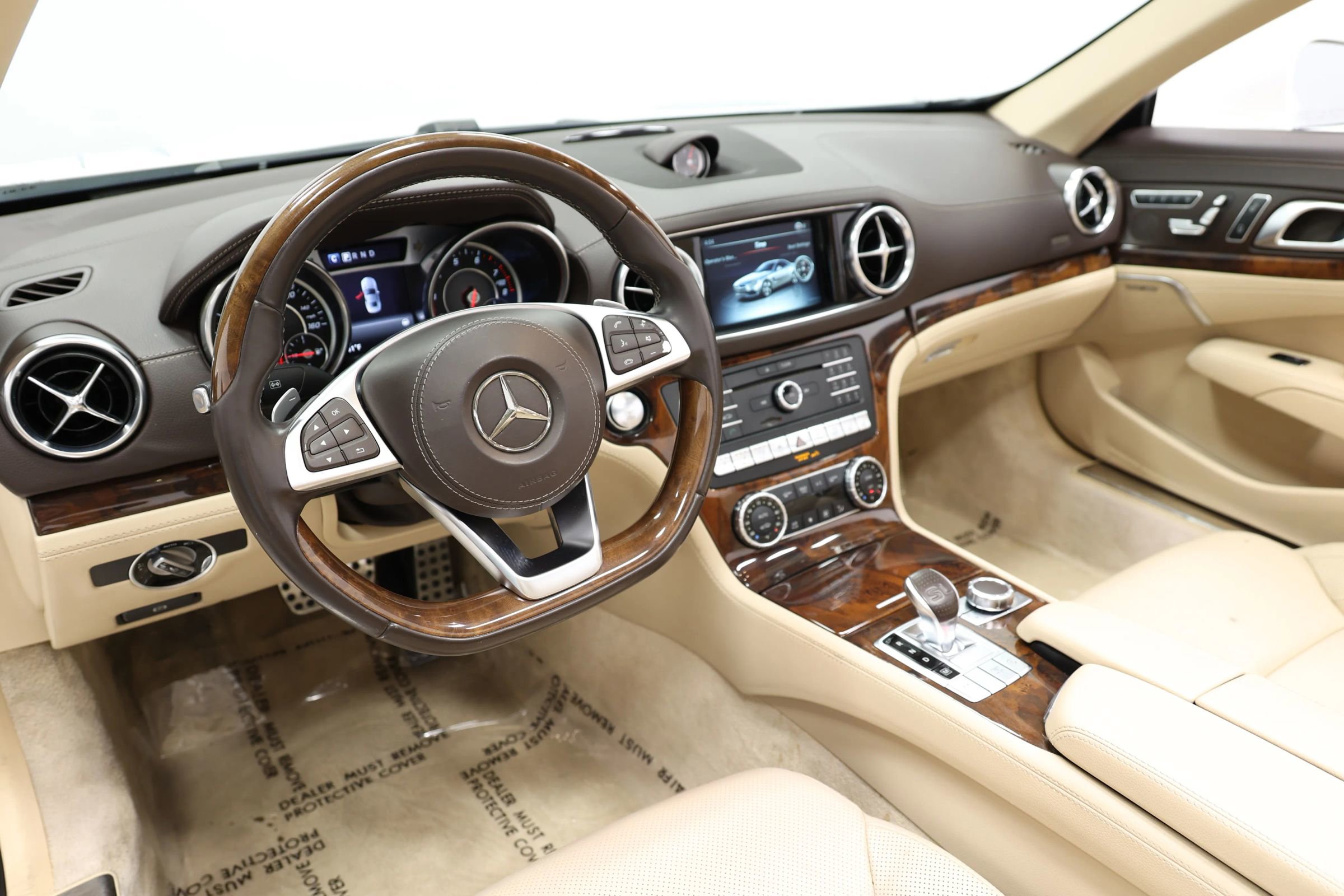 Used 2017 Mercedes-Benz SL 450 w/ Premium I Package image 2