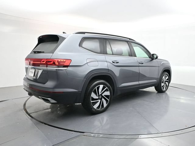 Used 2024 Volkswagen Atlas SE AWD/4WD image 7