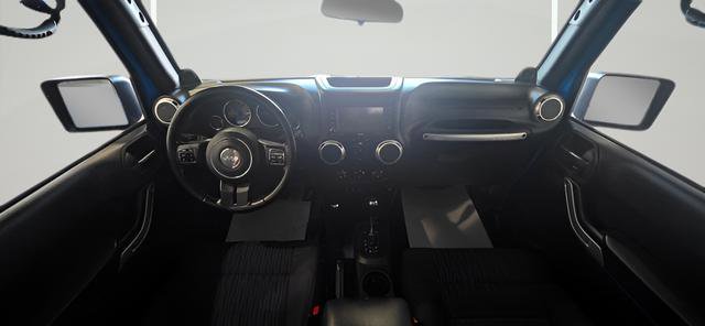 Used 2012 Jeep Wrangler Unlimited Sahara w/ Connectivity Group image 26