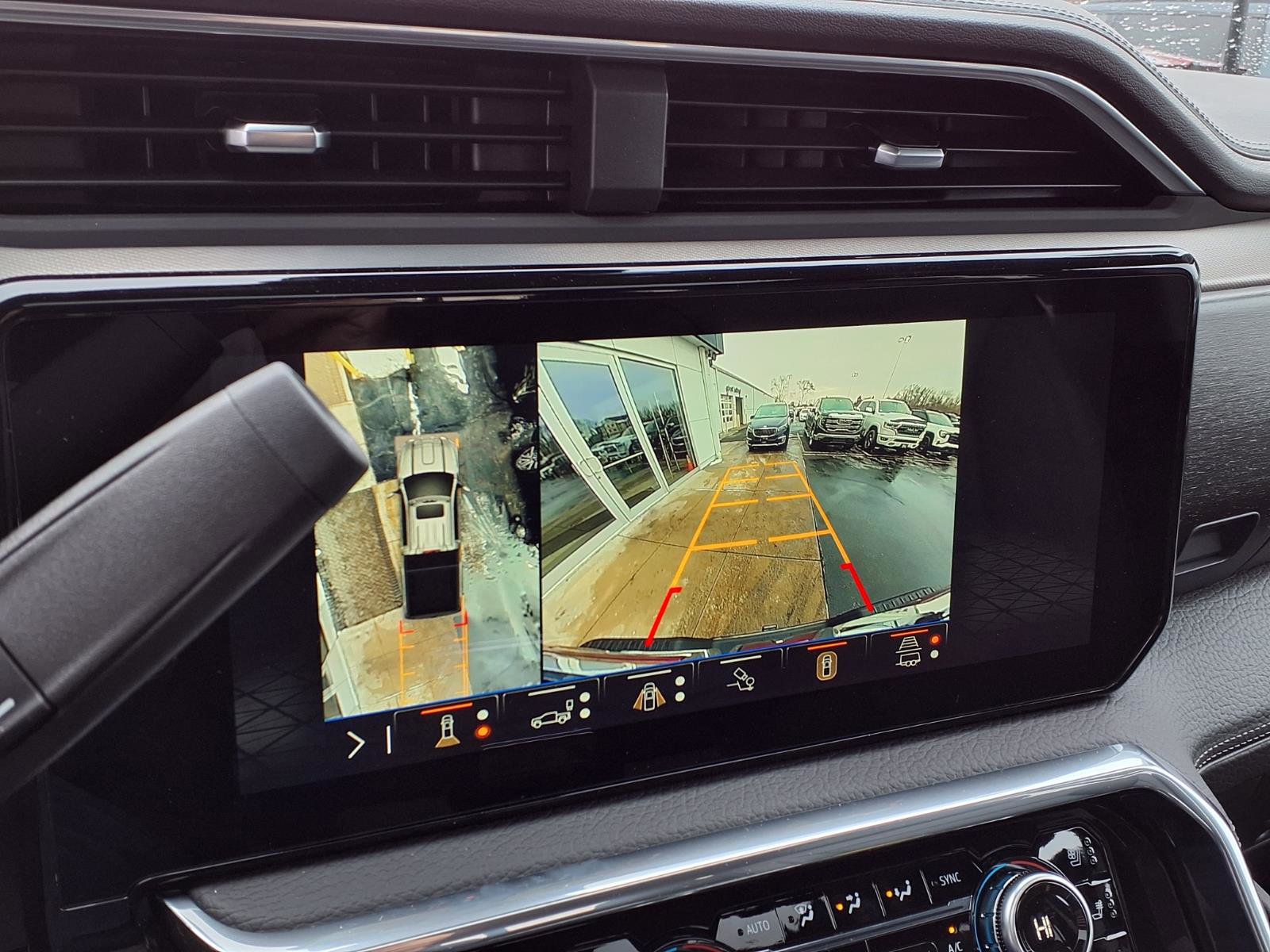 New 2026 GMC Sierra 2500 Denali w/ Denali Reserve Package image 18