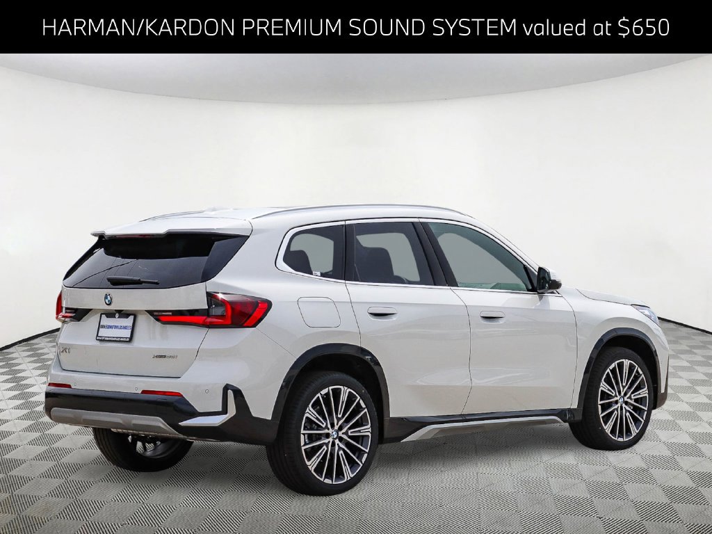 New 2026 BMW X1 xDrive28i w/ Technology Package AWD/4WD image 4