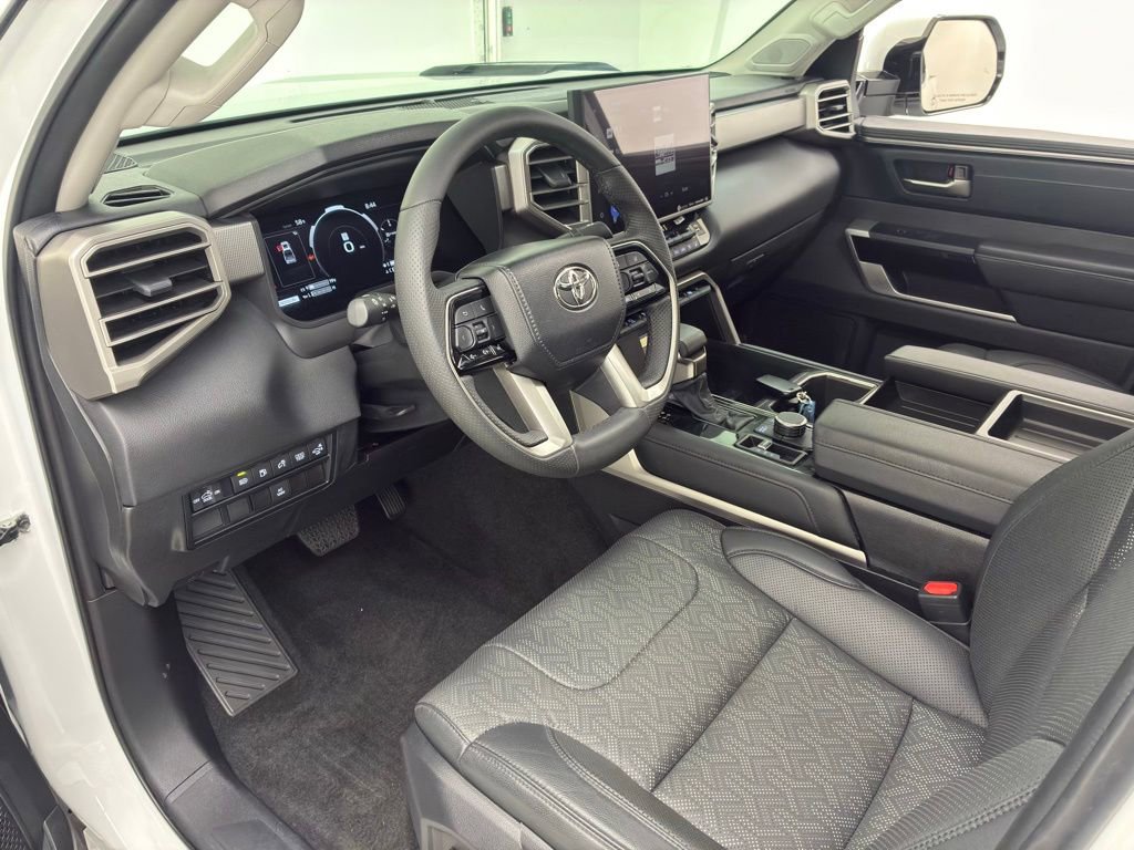 Used 2023 Toyota Tundra Limited image 18