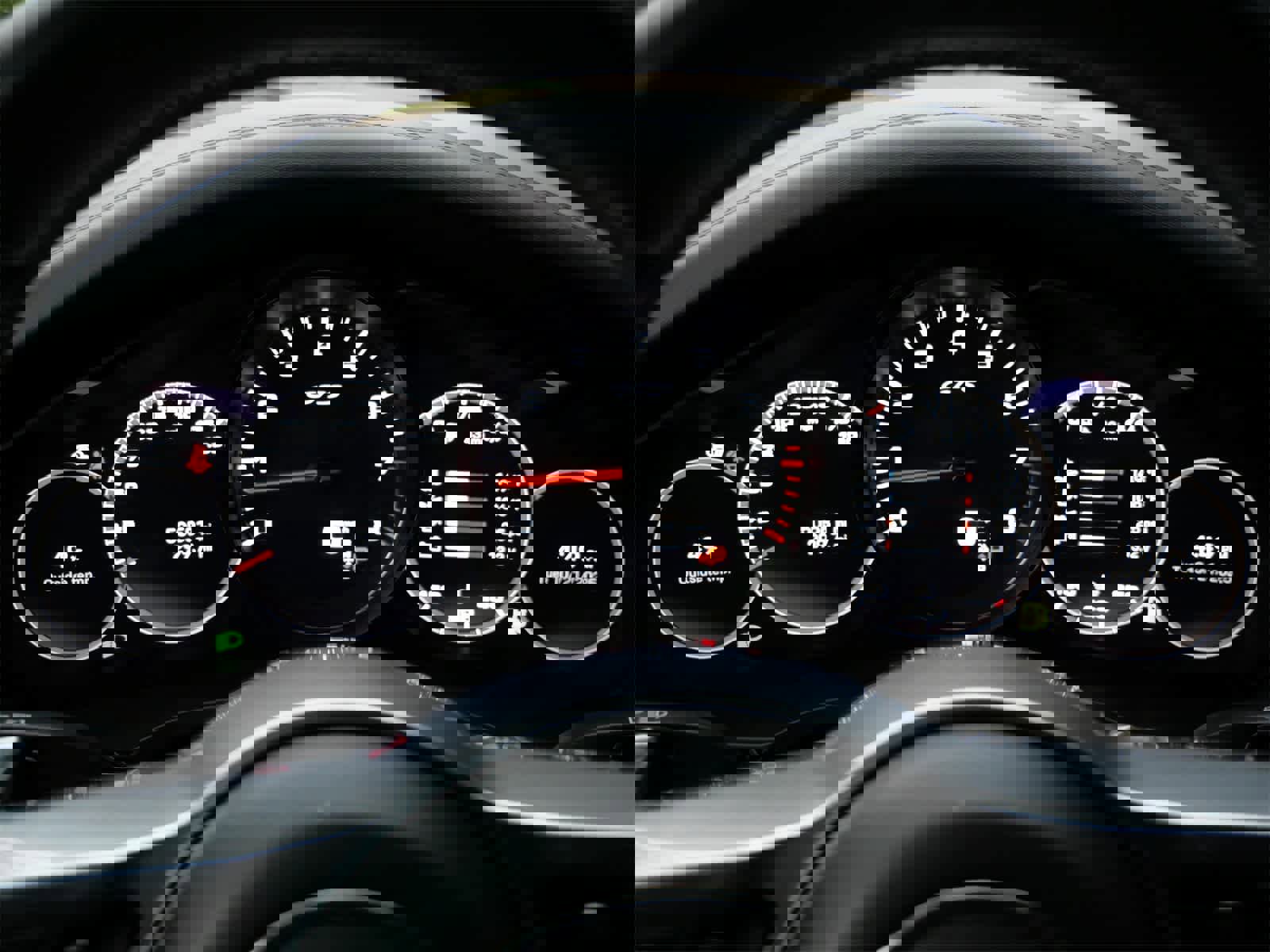 Used 2023 Porsche Cayenne GTS w/ Premium Package Plus image 14