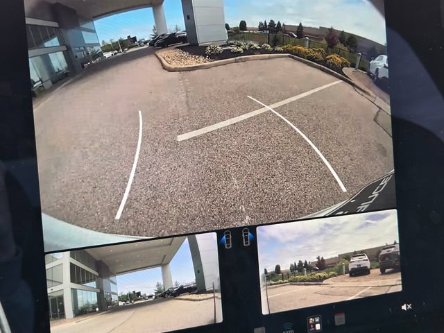 Used 2023 Tesla Model X AWD/4WD image 12