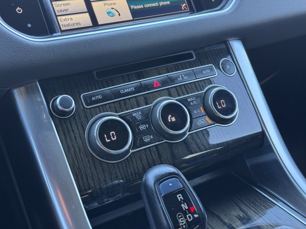 Used 2015 Land Rover Range Rover Sport SE AWD/4WD image 14