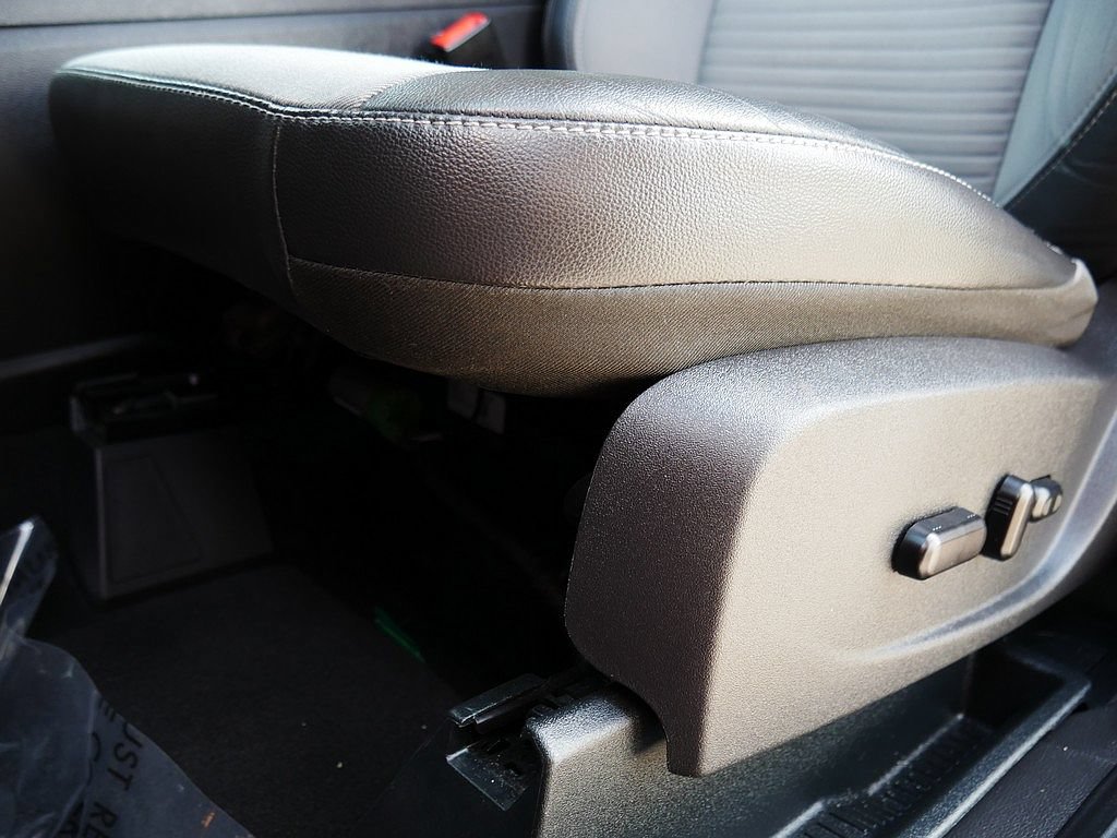 Used 2019 Ford Escape SE AWD/4WD image 13