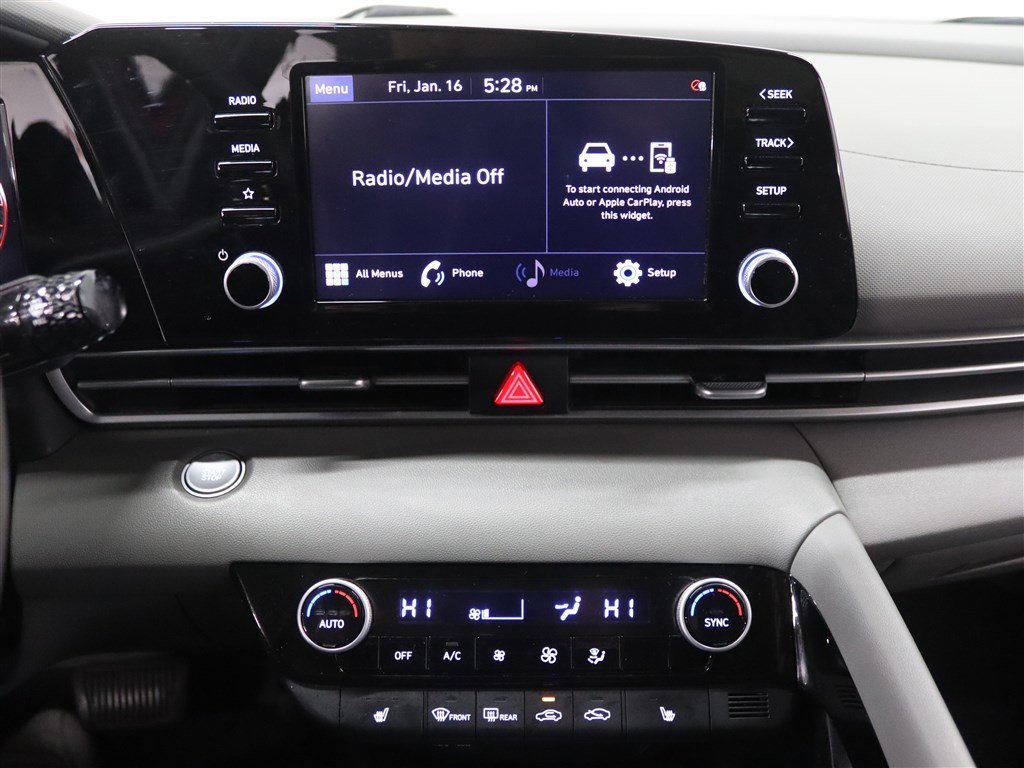 Used 2021 Hyundai Elantra SEL w/ Convenience Package image 26