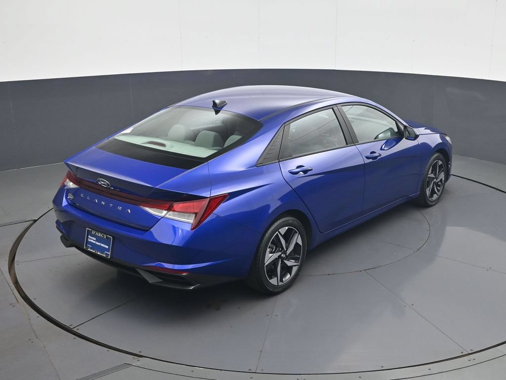 Certified 2023 Hyundai Elantra SEL w/ Convenience Package FWD image 18