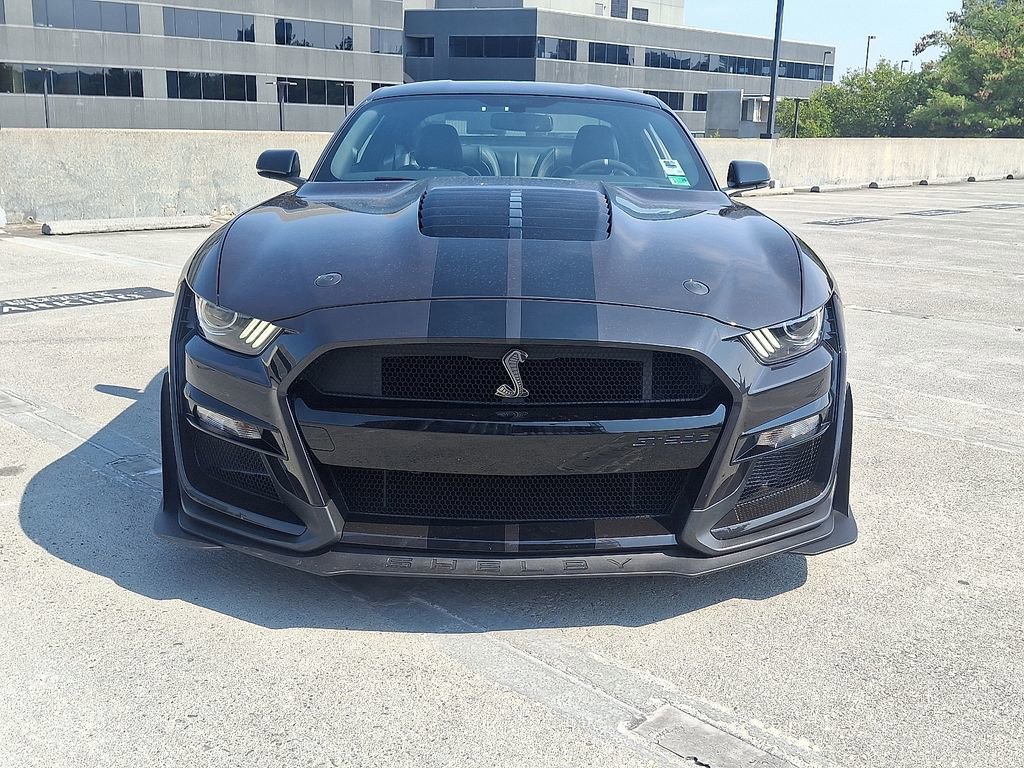Used 2022 Ford Mustang Shelby GT500 w/ Technology Package image 6