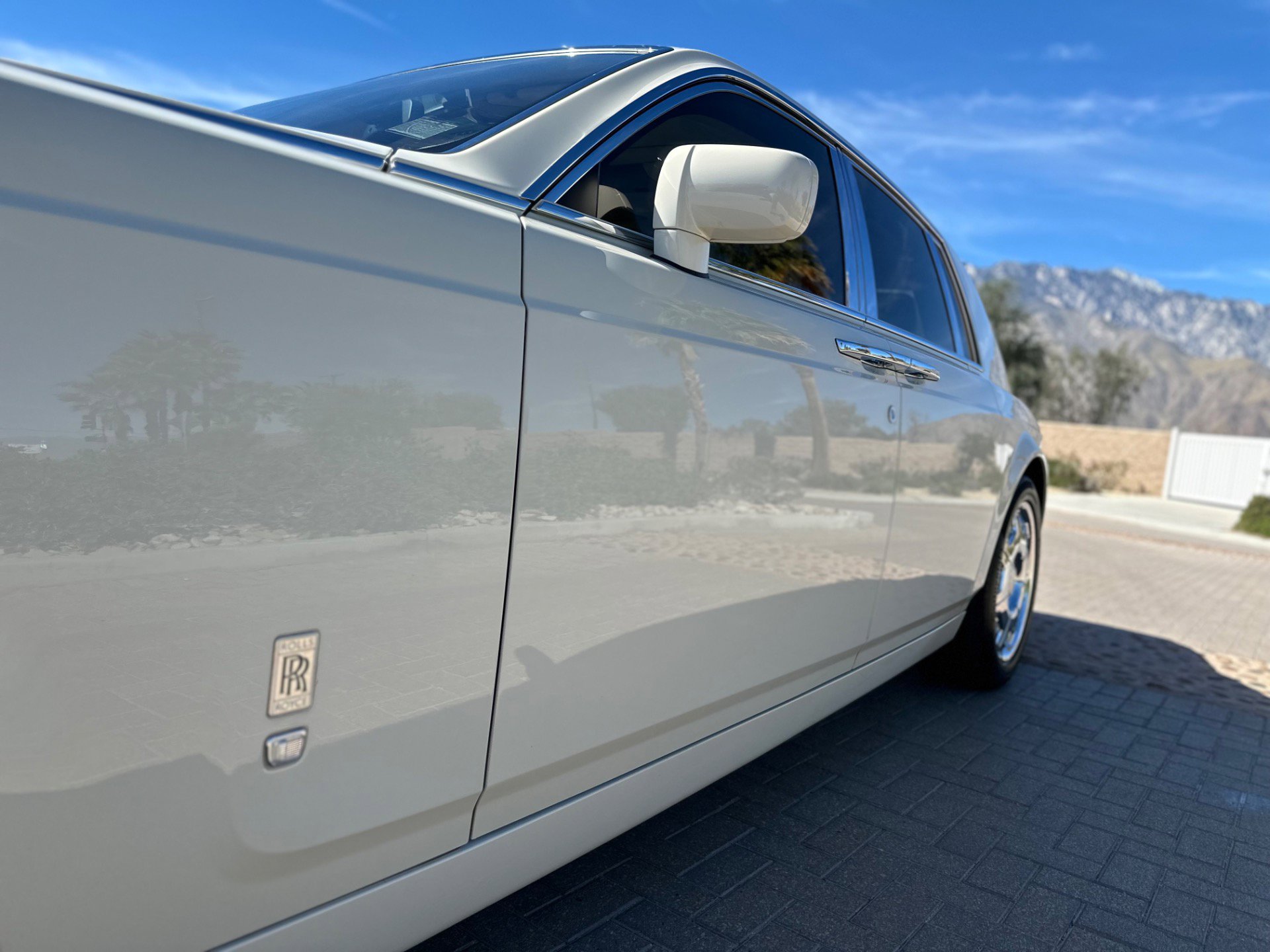 Used 2007 Rolls-Royce Phantom Sedan RWD image 24