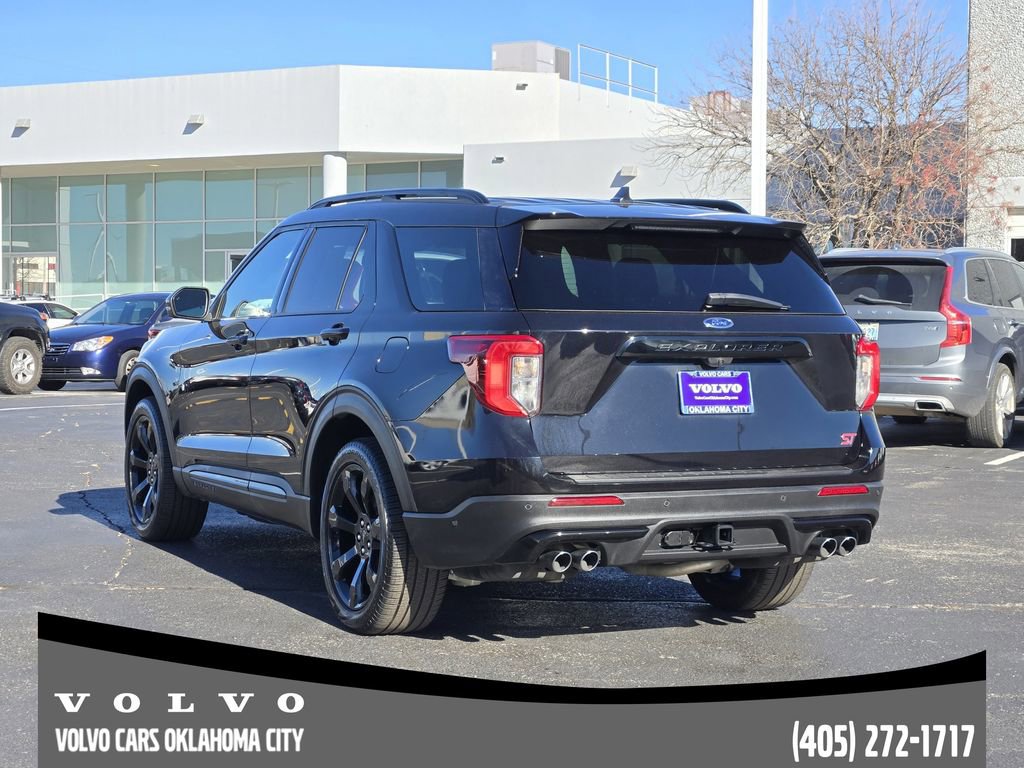 Used 2020 Ford Explorer ST w/ ST Street Pack image 4