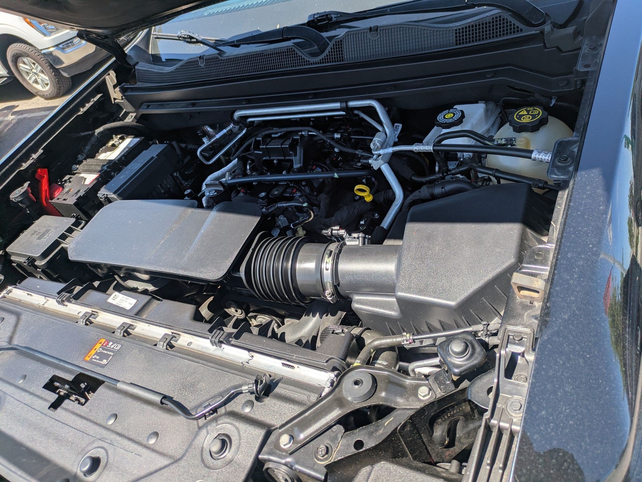 Used 2023 Chevrolet Colorado LT AWD/4WD image 33