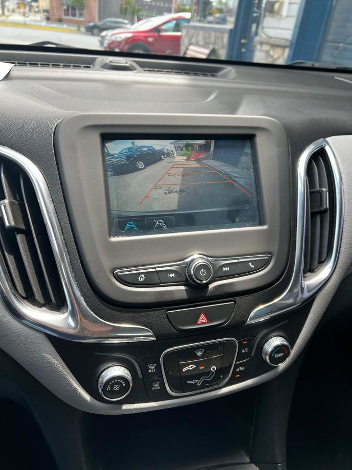Used 2018 Chevrolet Equinox LS FWD image 13
