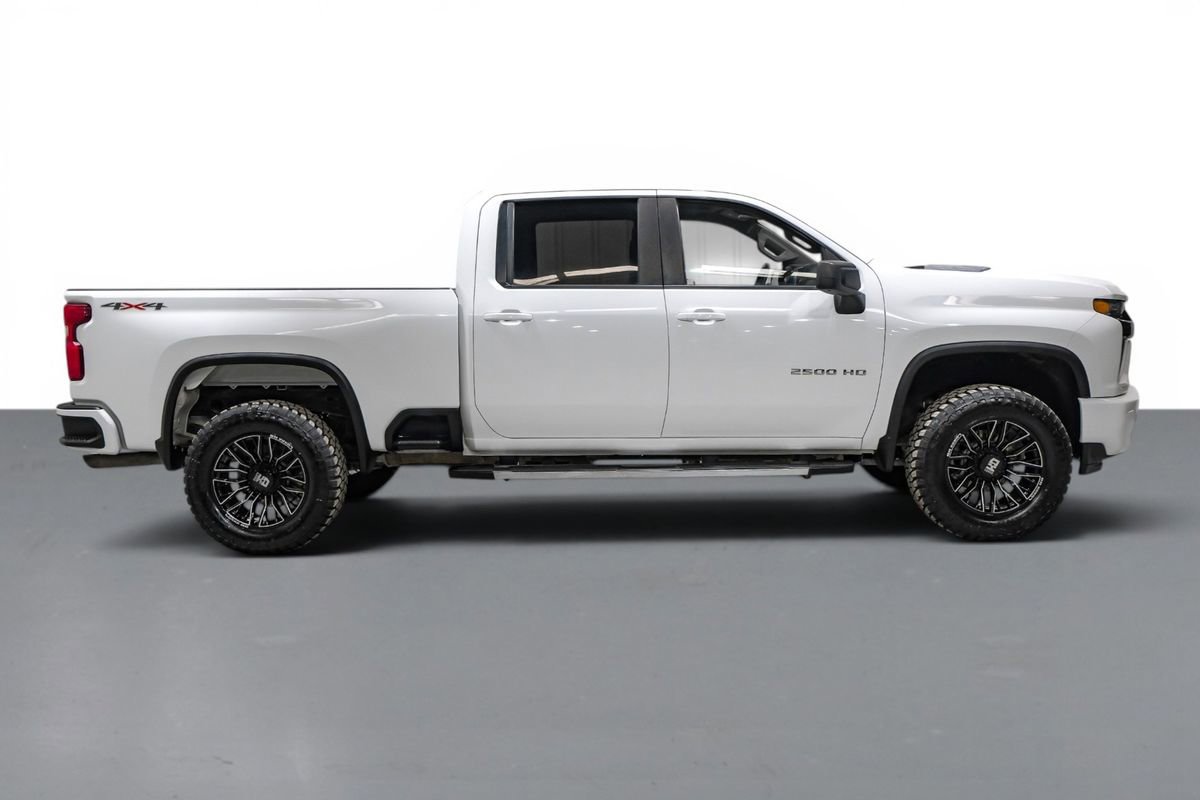 Used 2022 Chevrolet Silverado 2500 LT AWD/4WD image 6