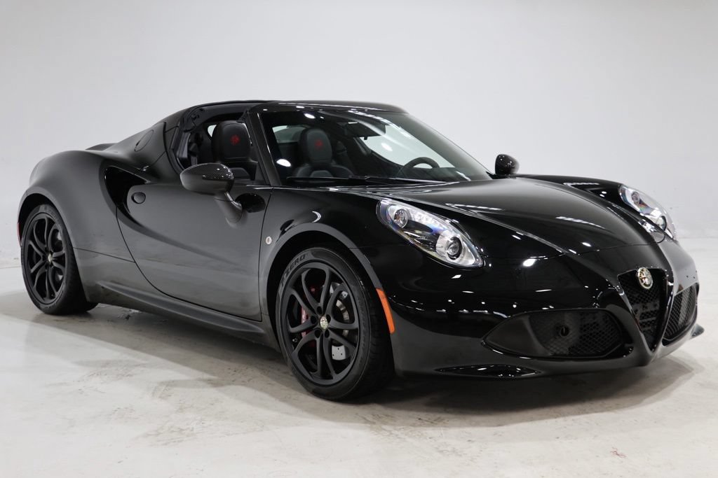 Used 2016 Alfa Romeo 4C Spider w/ Spider Track Package 3