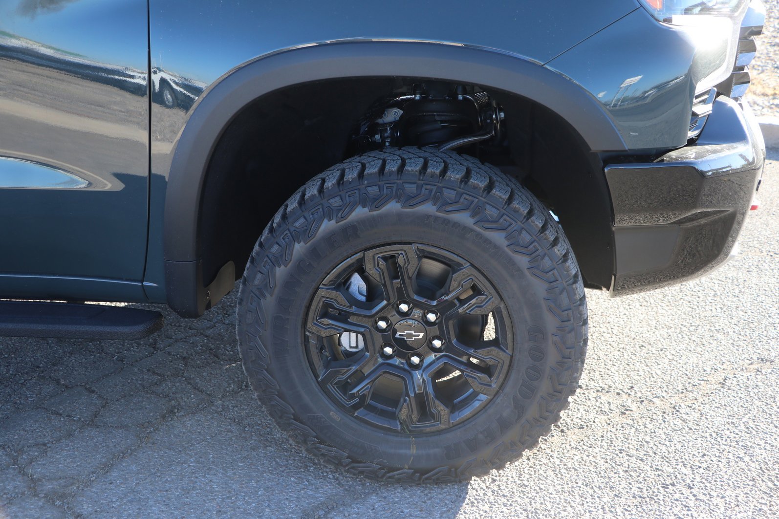 New 2026 Chevrolet Silverado 1500 ZR2 w/ LPO, Dark Essentials Package image 9