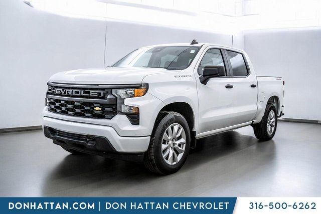 Used 2022 Chevrolet Silverado 1500 Custom image 1