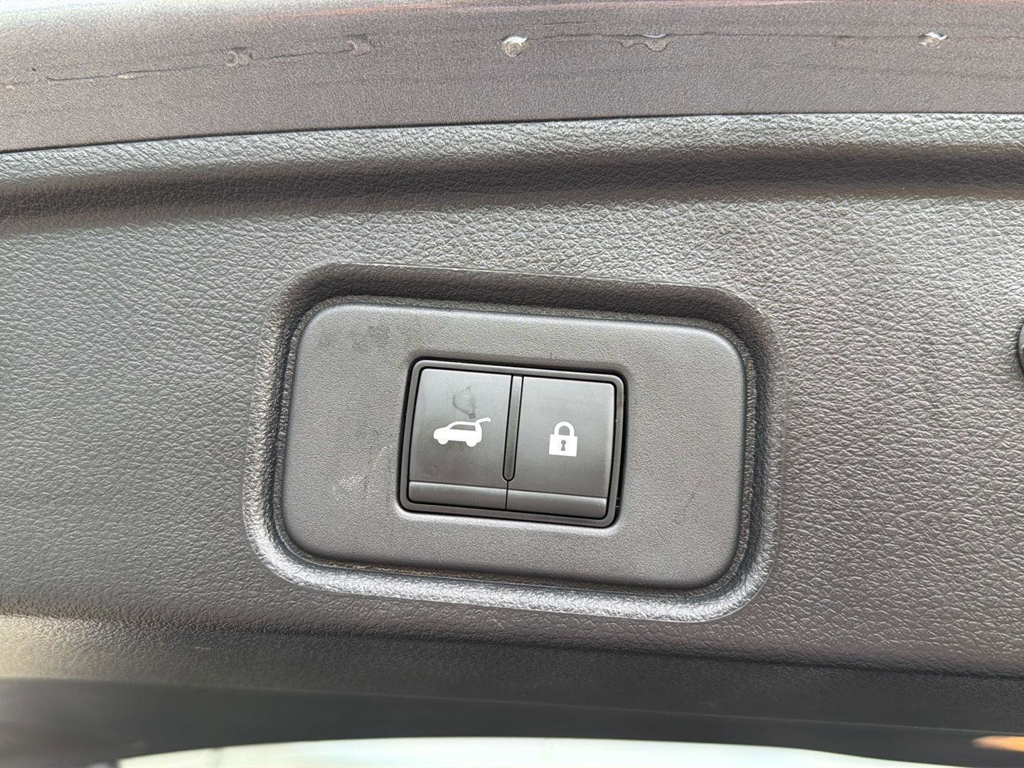 Used 2025 Nissan Pathfinder Rock Creek AWD/4WD image 34