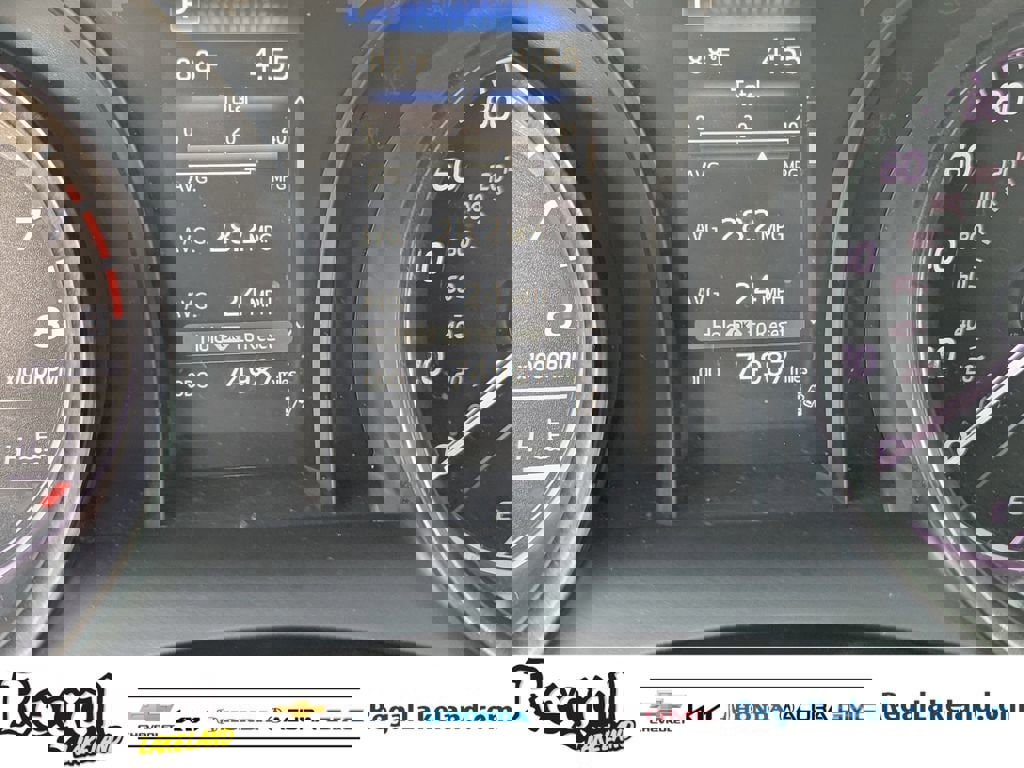 Used 2021 Toyota Camry SE image 29