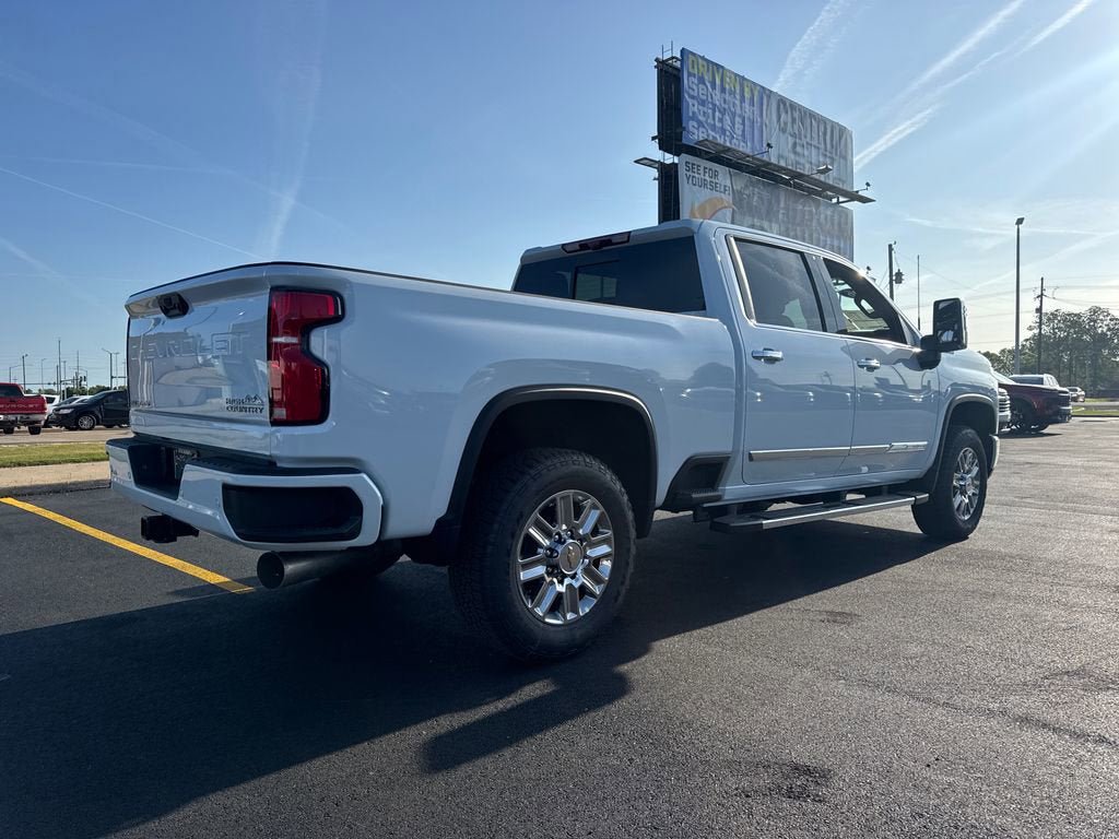 New 2026 Chevrolet Silverado 2500 High Country w/ High Country Premium Package AWD/4WD image 6