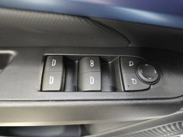 New 2026 Chevrolet Equinox EV LT image 29