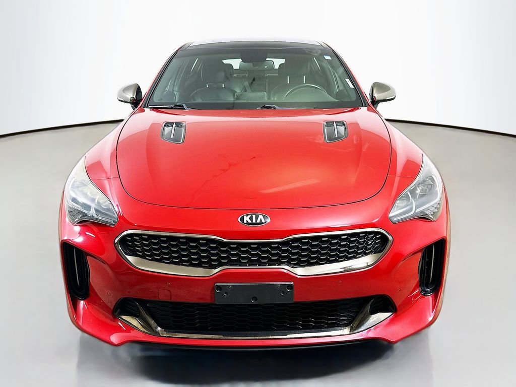 Used 2018 Kia Stinger GT1 image 2