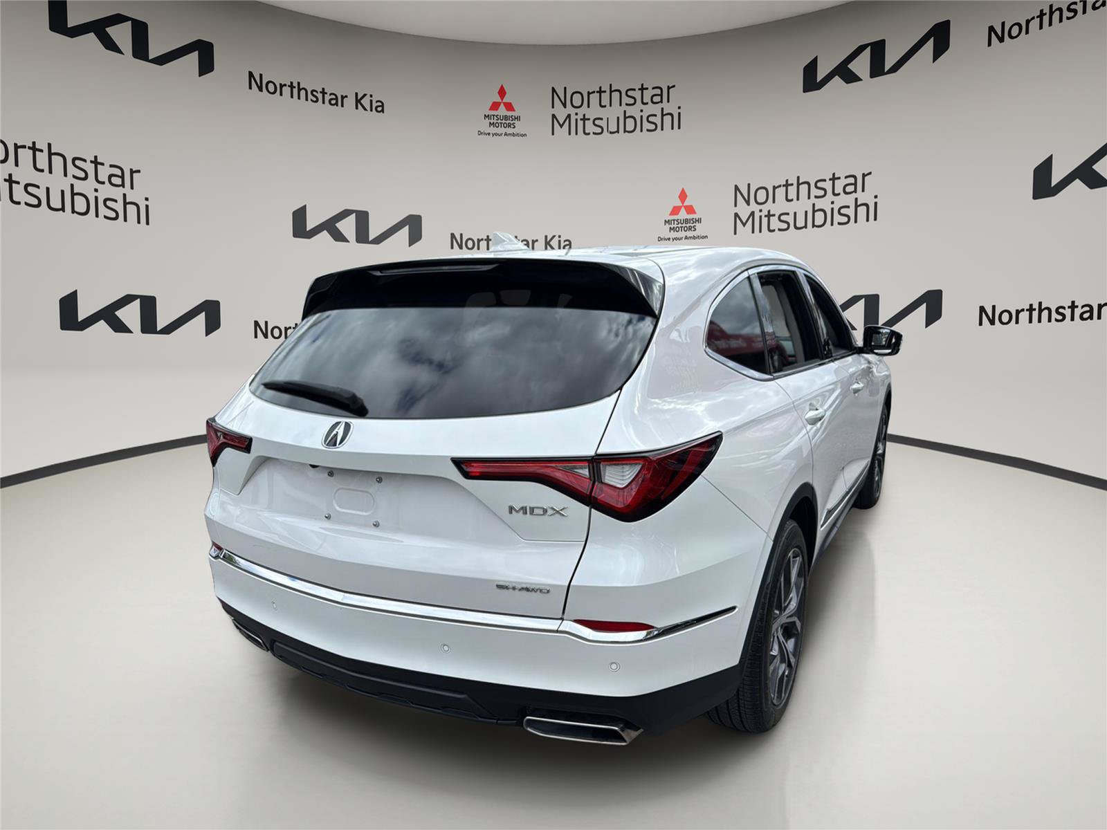 Used 2024 Acura MDX SH-AWD w/ Technology Package image 7