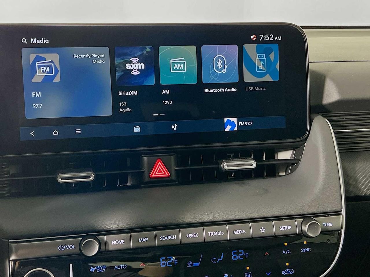New 2026 Hyundai Ioniq 5 SEL AWD/4WD image 9