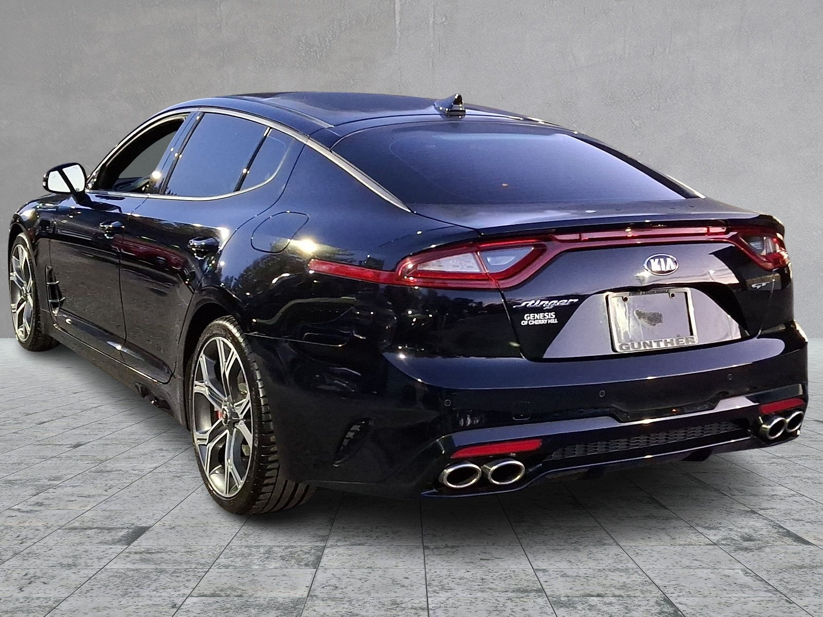 Used 2019 Kia Stinger GT1 RWD image 4