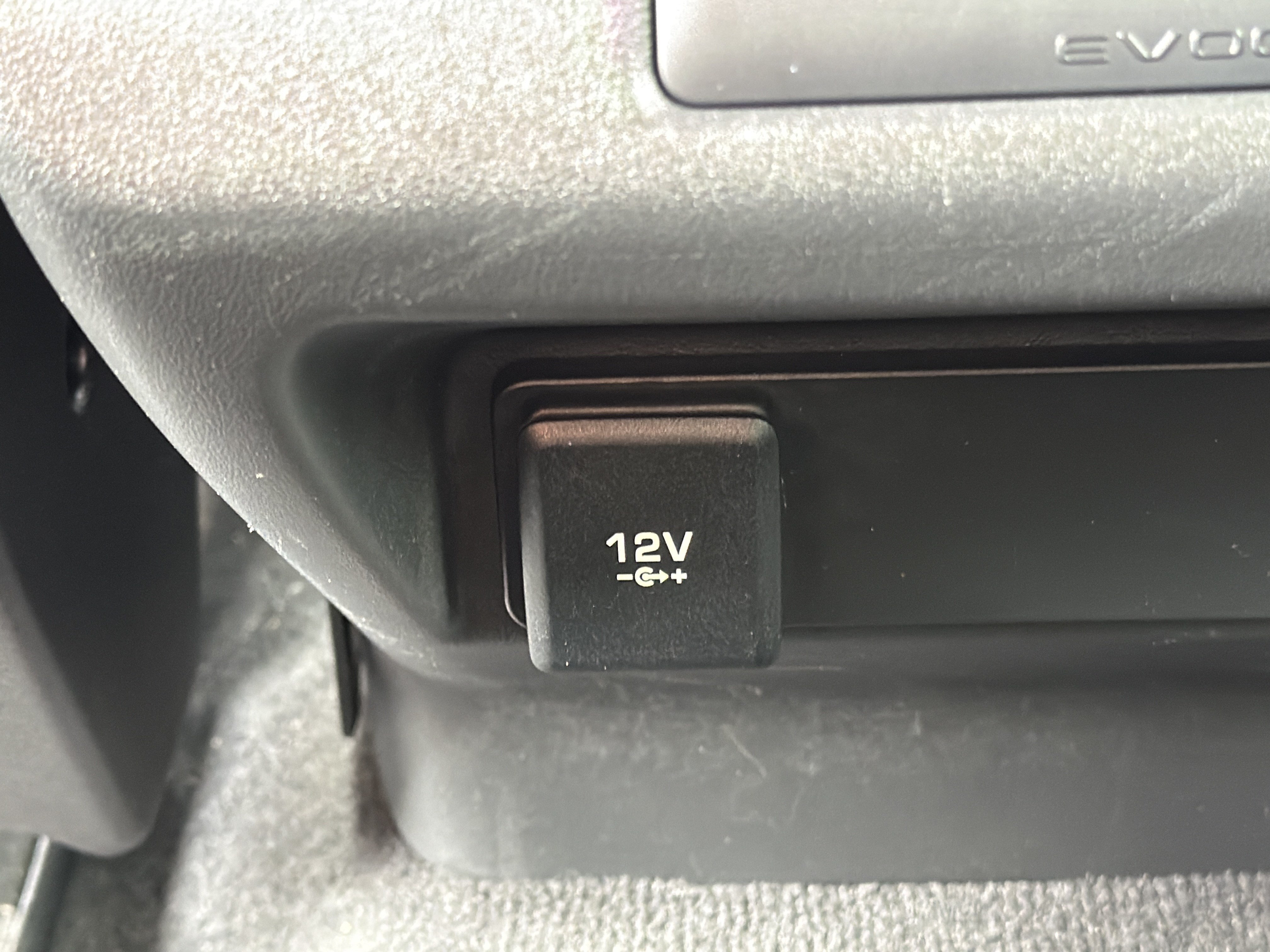 Used 2020 Land Rover Range Rover Evoque S AWD/4WD image 19