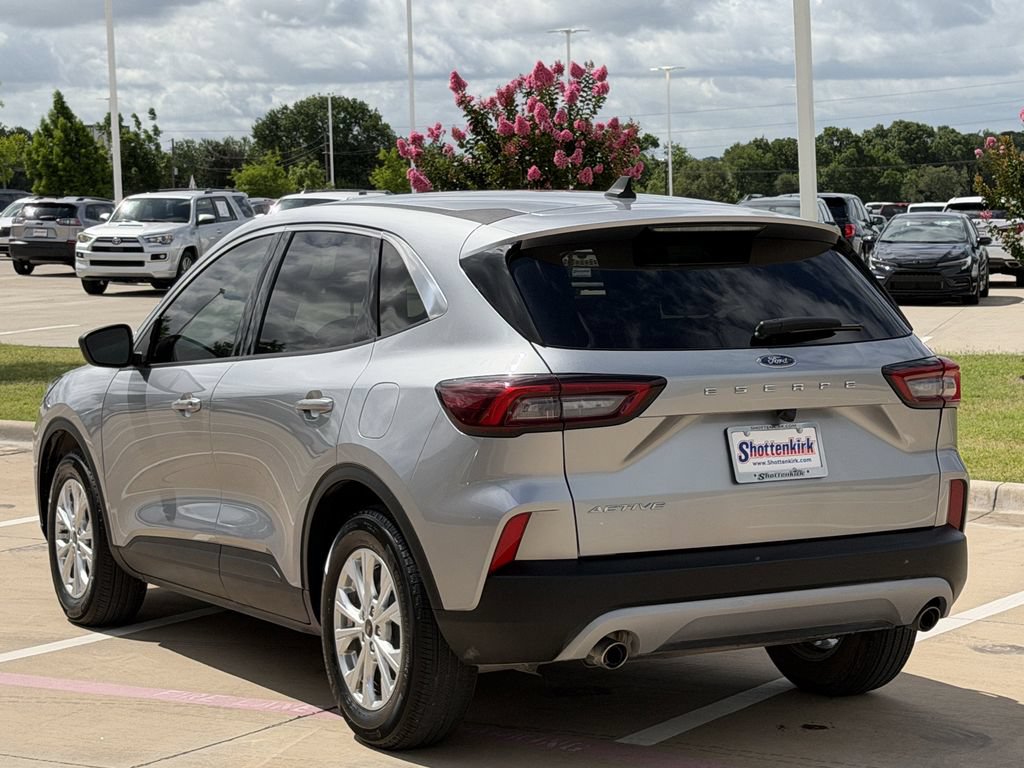 Used 2024 Ford Escape Active FWD image 4