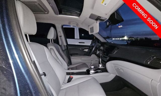 Used 2019 Honda Pilot Touring image 9