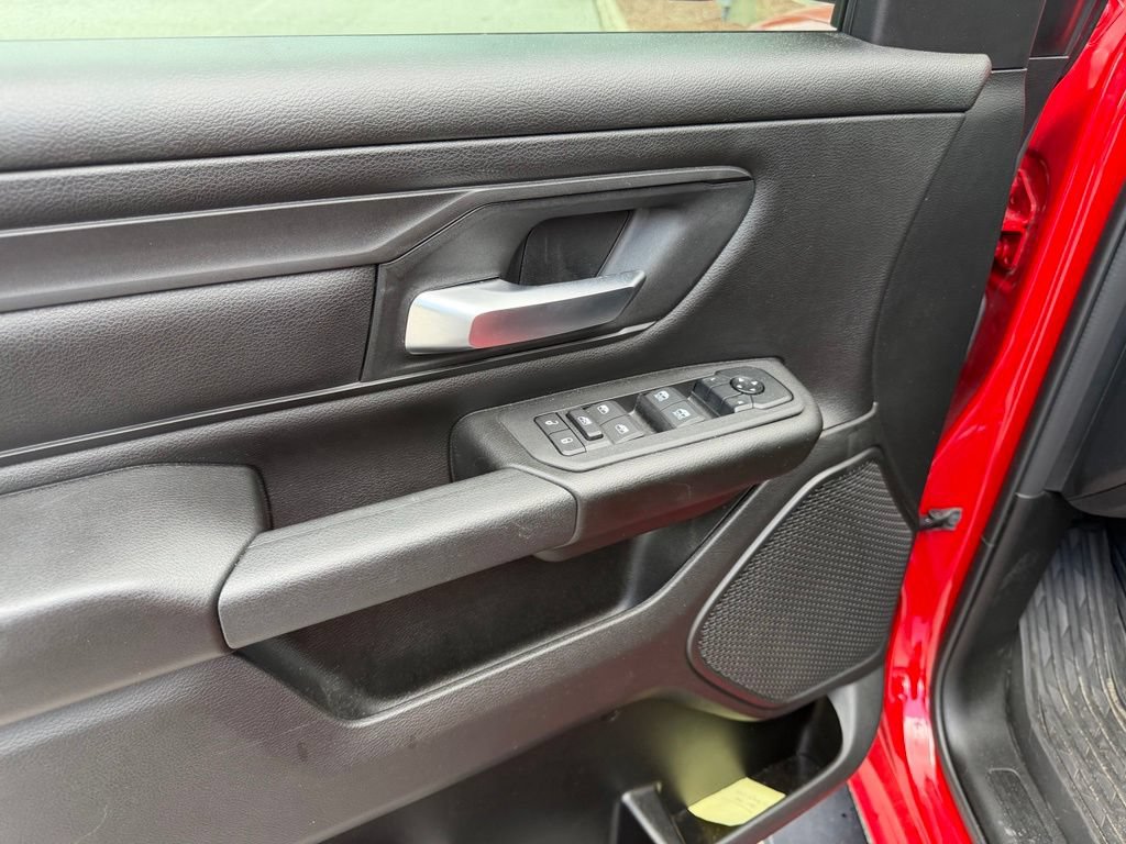 Used 2025 RAM 1500 Classic Warlock AWD/4WD image 19