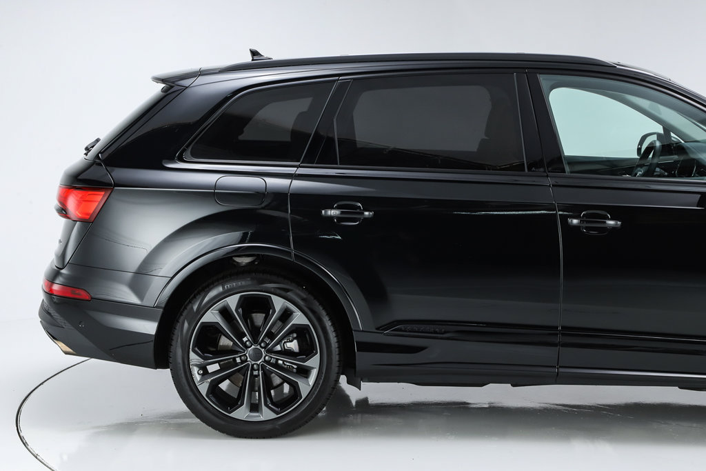 Used 2026 Audi Q7 3.0T Premium Plus AWD/4WD image 14