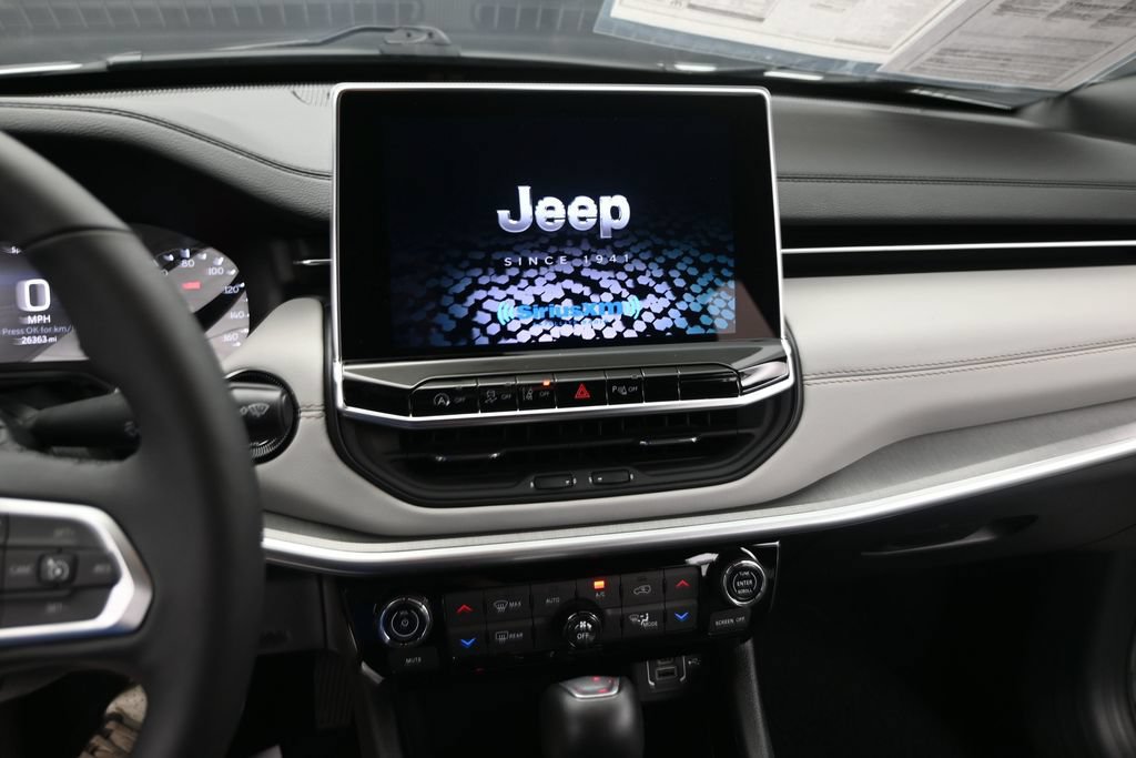 Used 2025 Jeep Compass Limited AWD/4WD image 26