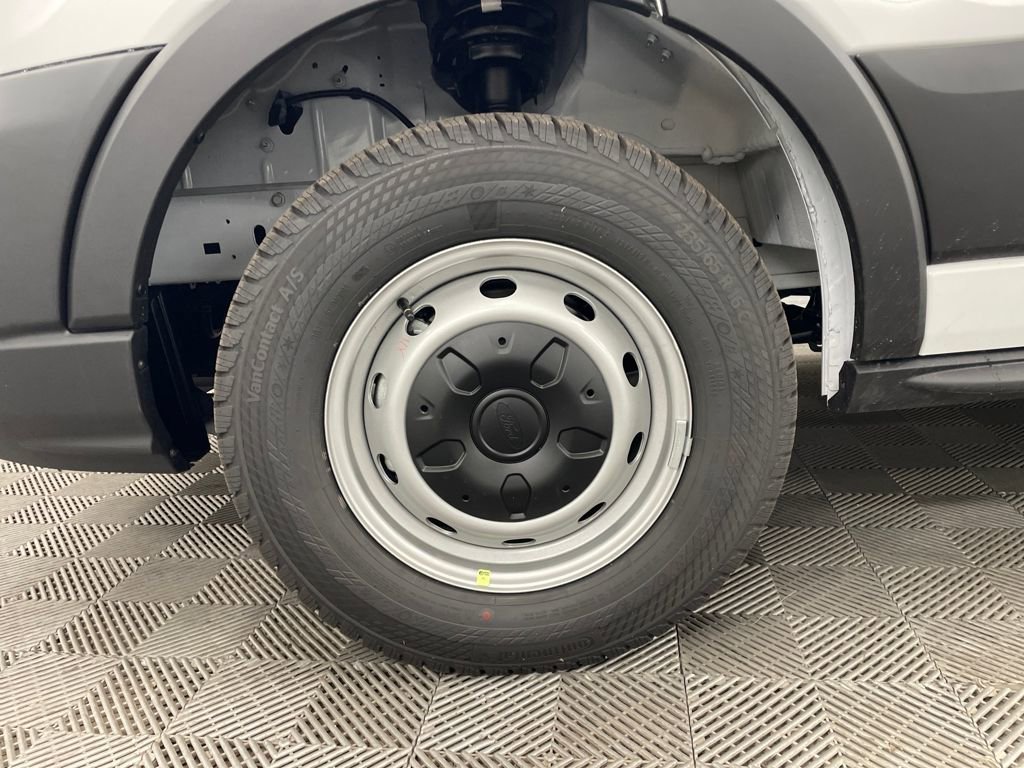 New 2026 Ford Transit 250 148 Medium Roof w/ Load Area Protection Package image 11