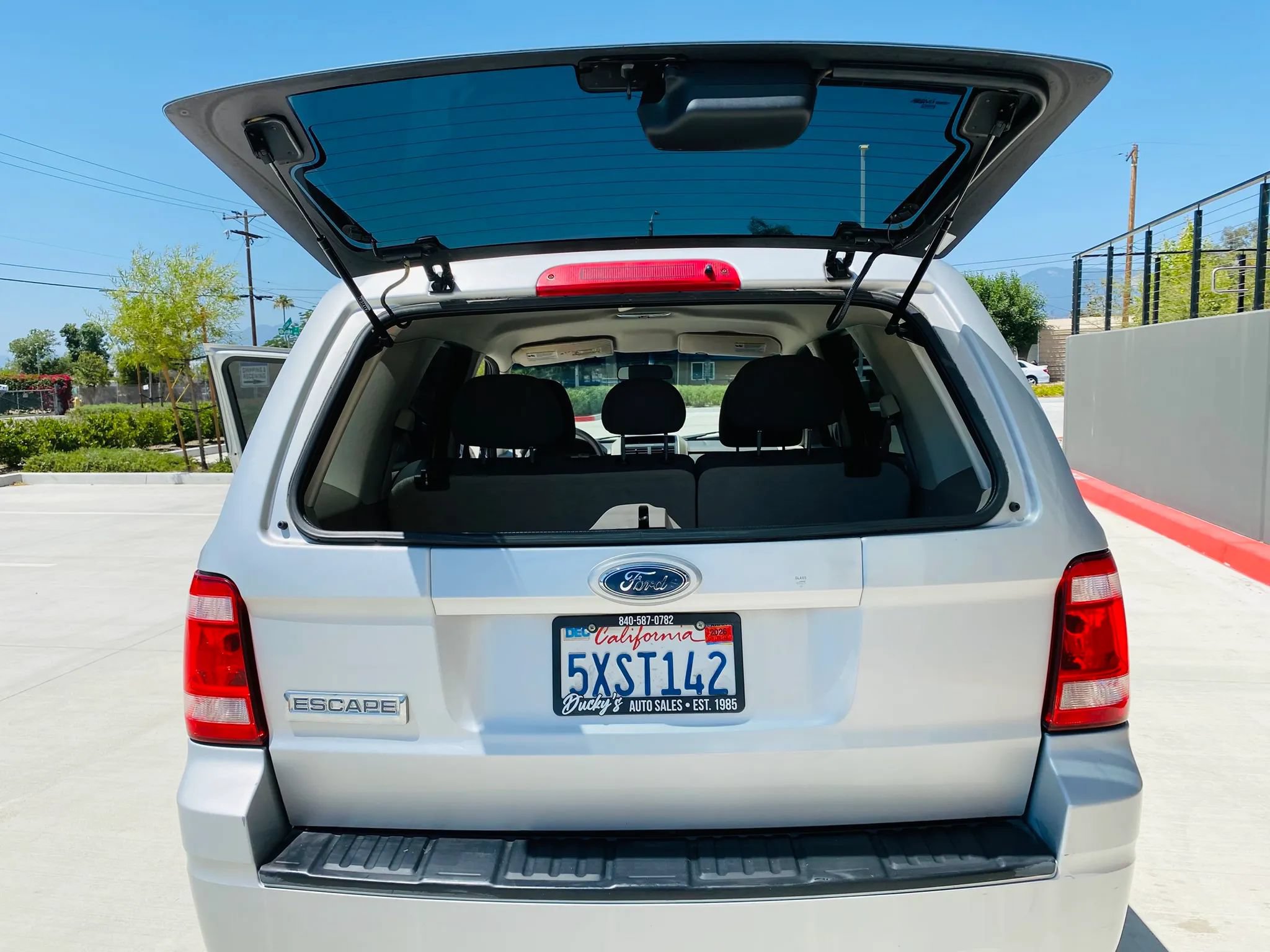 Used 2008 Ford Escape XLS FWD image 8