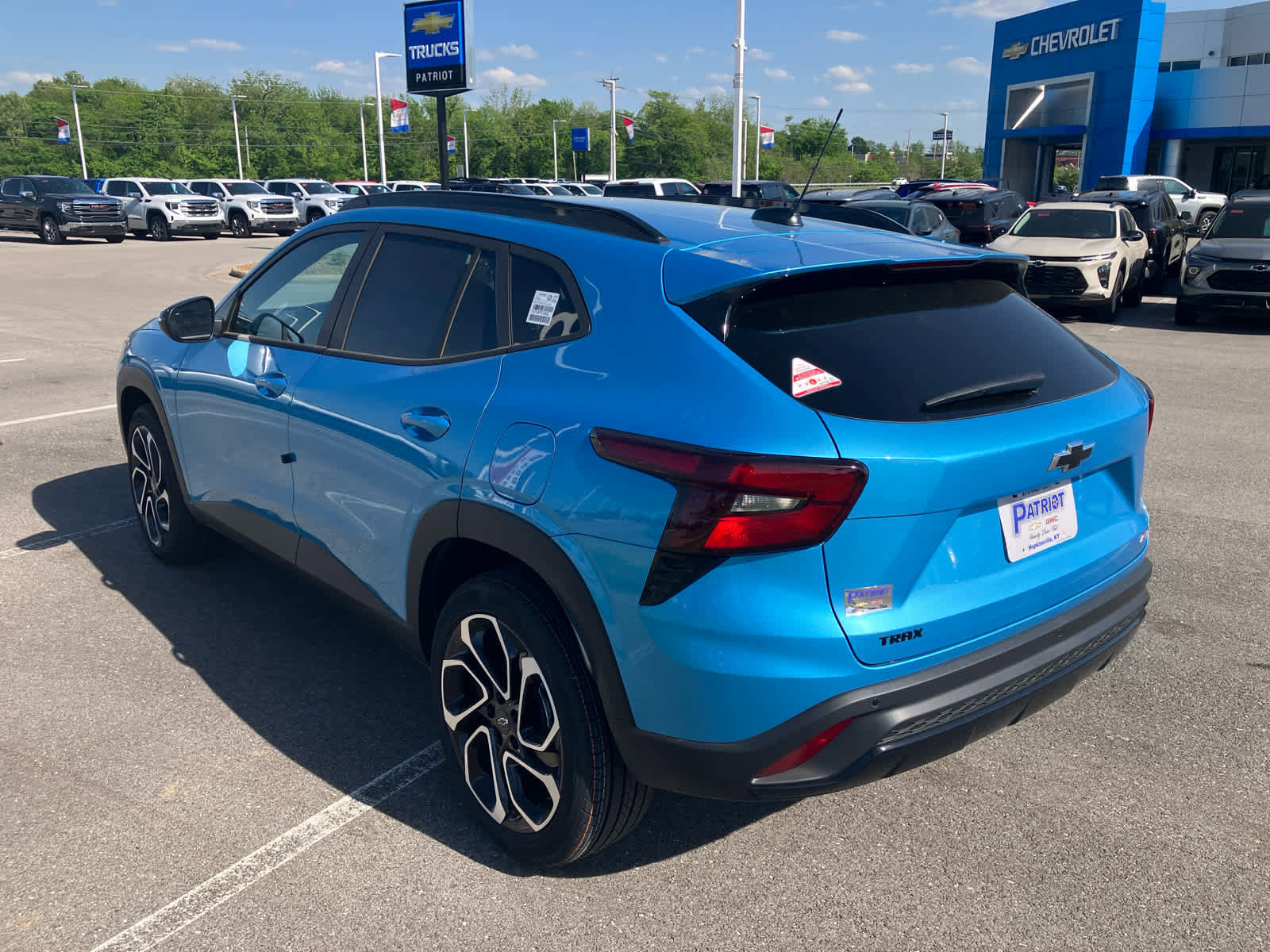 New 2026 Chevrolet Trax RS w/ Driver Confidence Package FWD image 5