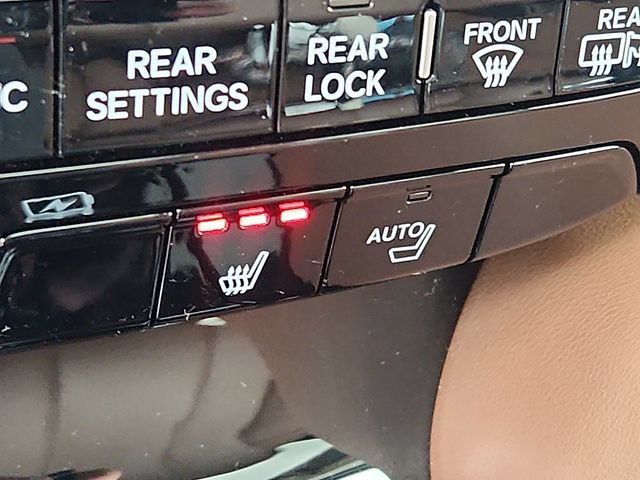 Used 2025 Acura MDX w/ Technology Package AWD/4WD image 25