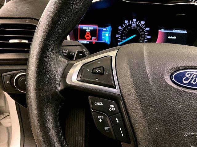 Used 2019 Ford Fusion Titanium AWD/4WD image 17