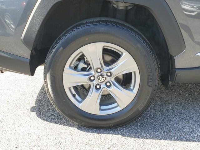 Used 2025 Toyota RAV4 XLE image 7