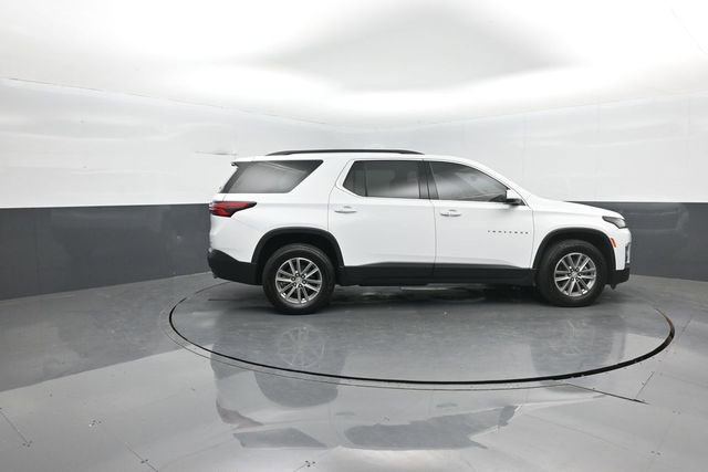 Used 2023 Chevrolet Traverse LT image 8