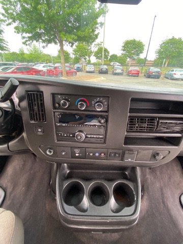 Used 2020 Chevrolet Express 3500 LT w/ LT Preferred Equipment Group RWD image 12