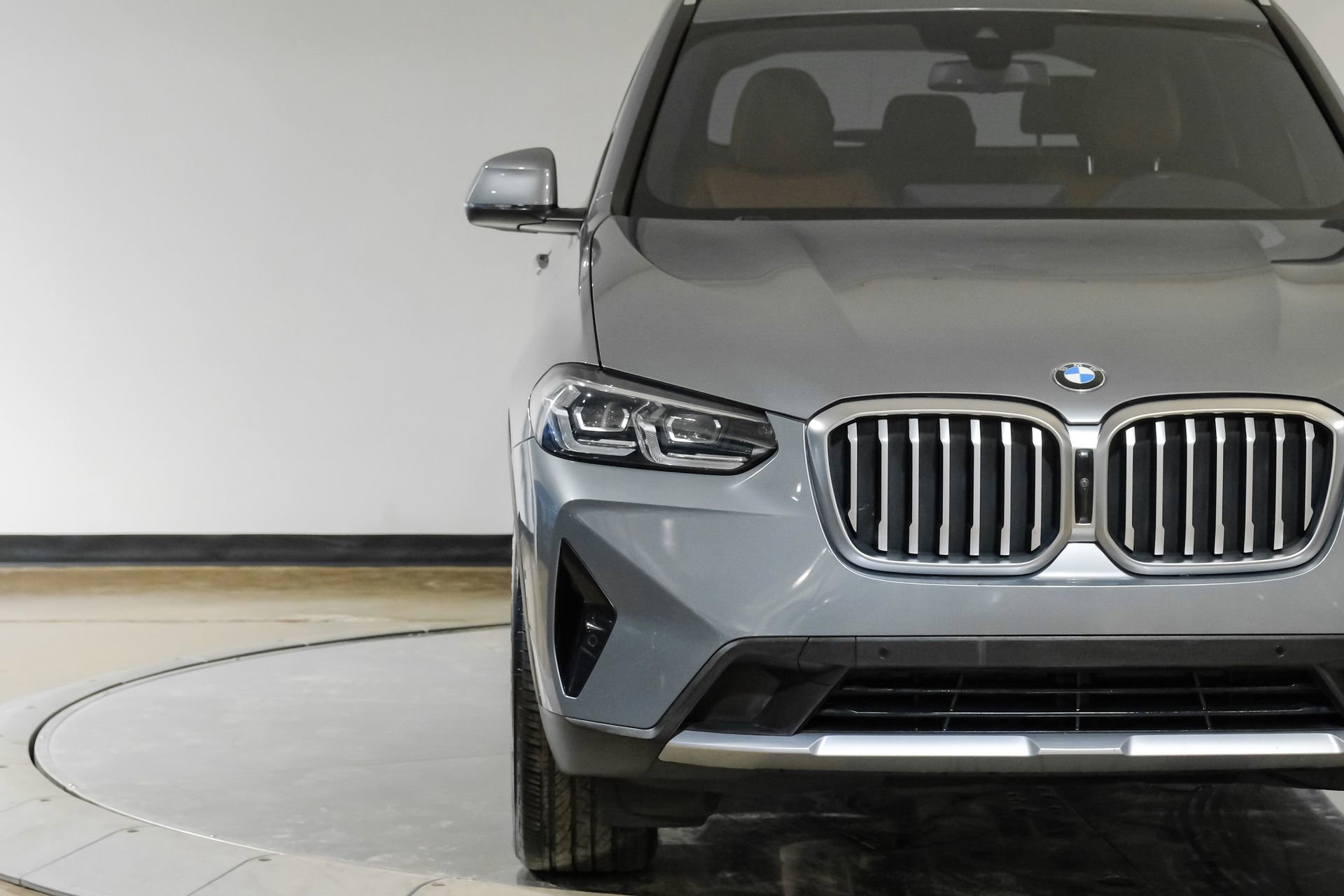 Used 2024 BMW X3 sDrive30i w/ Premium Package RWD image 56