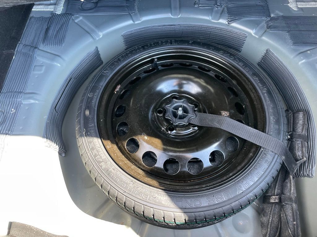 Used 2015 Chevrolet Cruze LT w/ Sun, Sound and Sport Package image 33