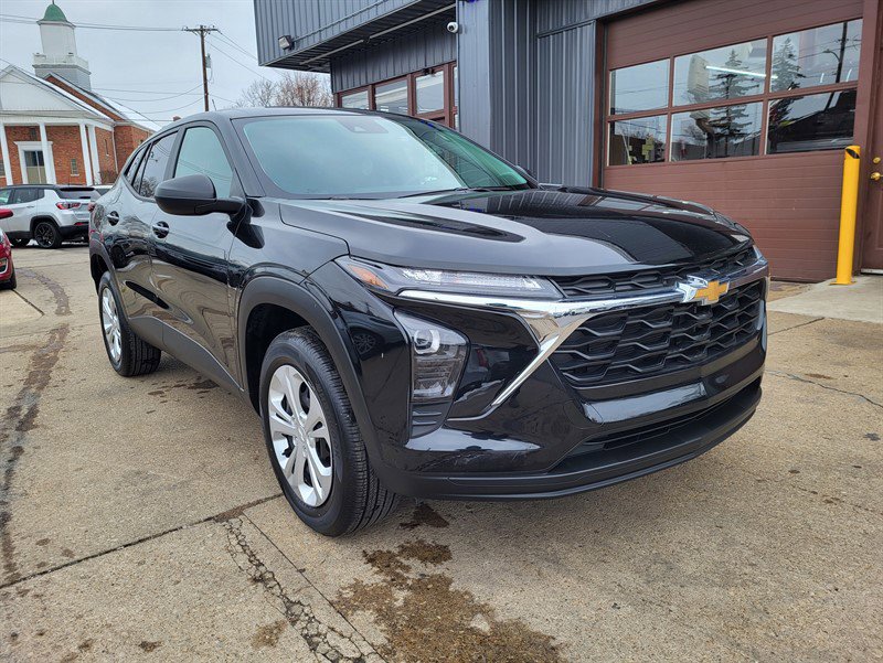 Used 2024 Chevrolet Trax LS