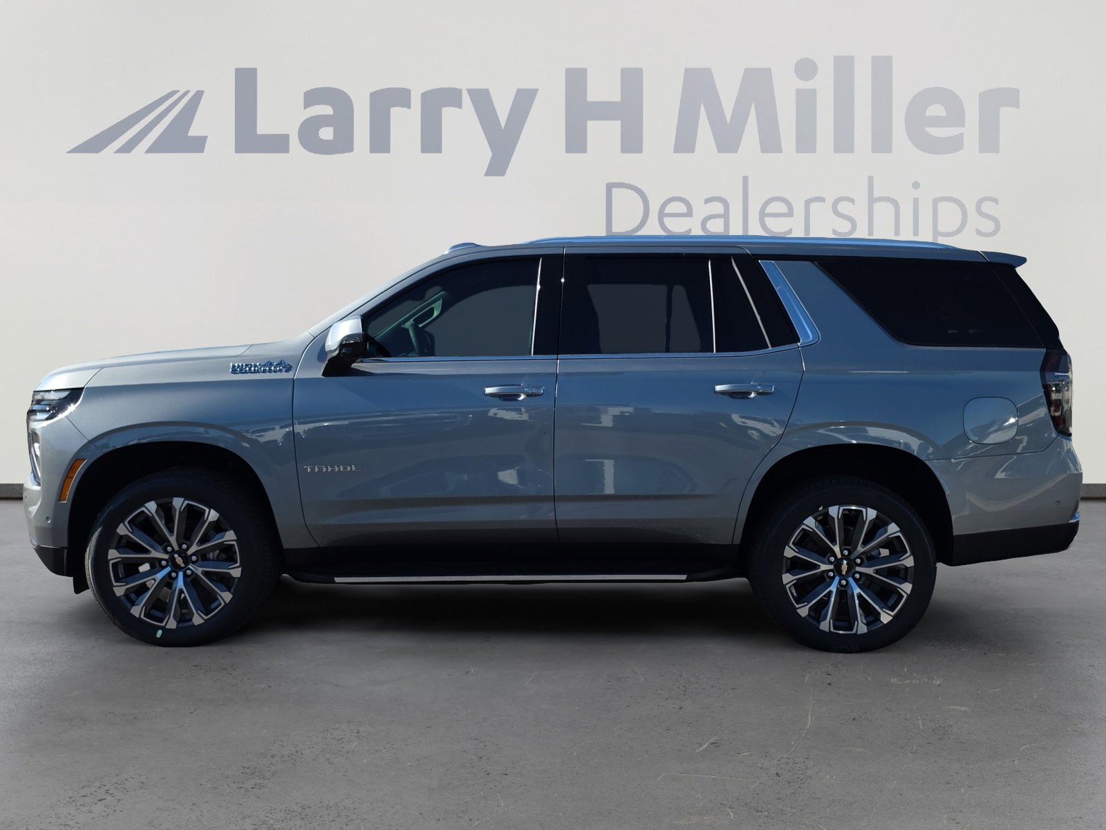 New 2026 Chevrolet Tahoe High Country image 2