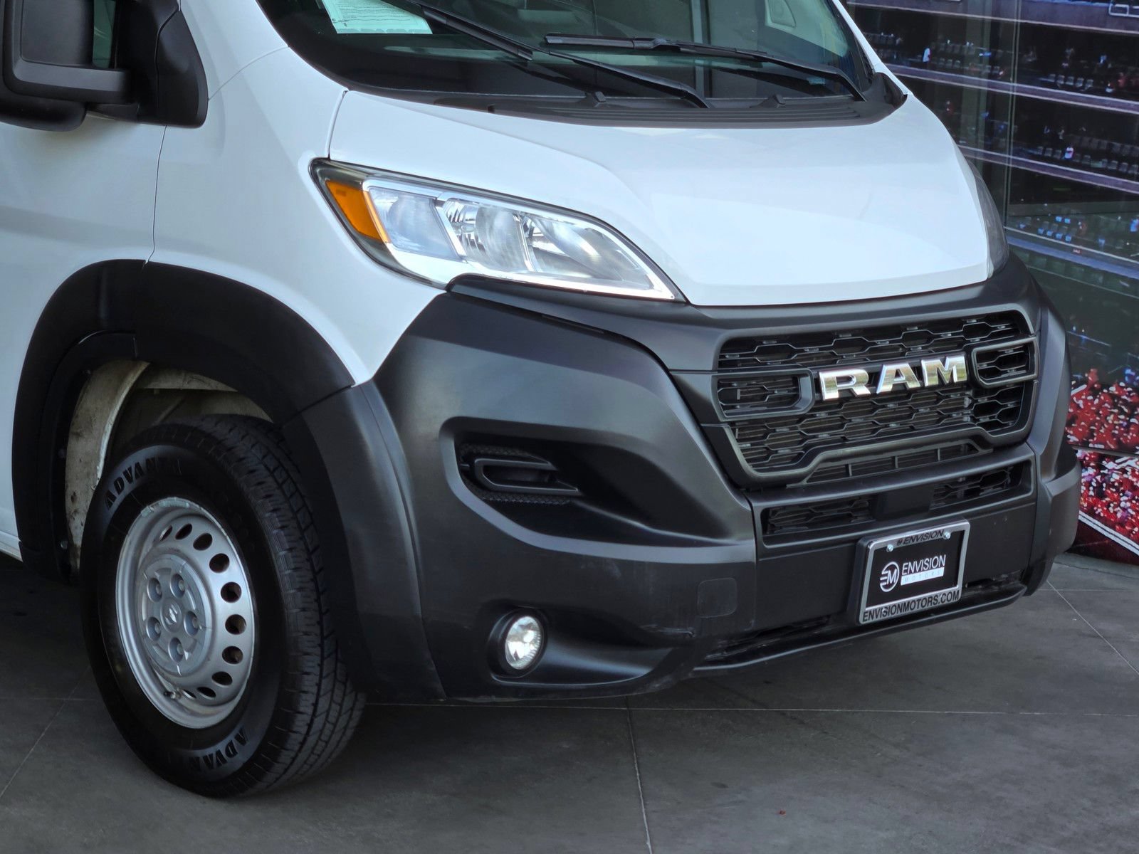 Used 2025 RAM ProMaster 2500 w/ Convenience Group FWD image 2
